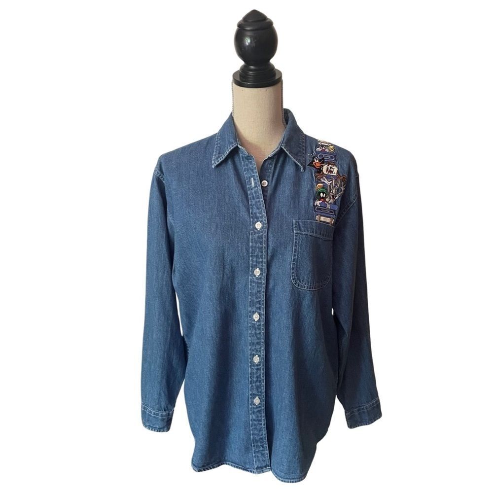 Vintage 1999 Warner Bros Studio Looney Tunes Embroidered Denim Button Down Shirt